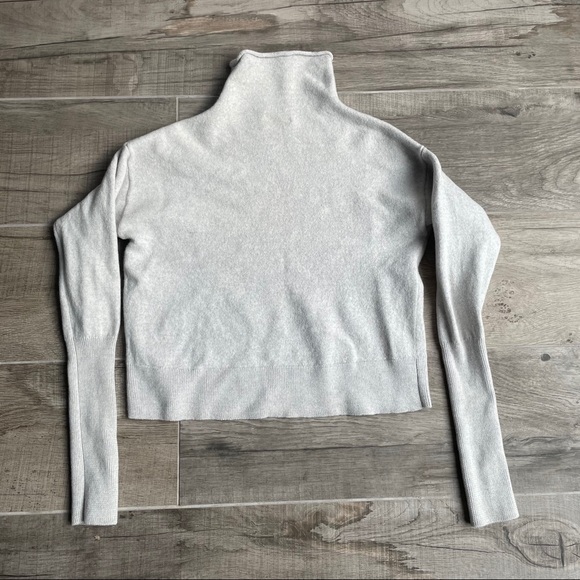 Wilfred Aritzia Wool Mockneck sweater - Picture 4 of 6